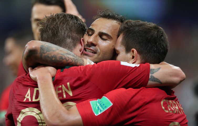 Portugal empata com Irã e fica em 2º no grupo B