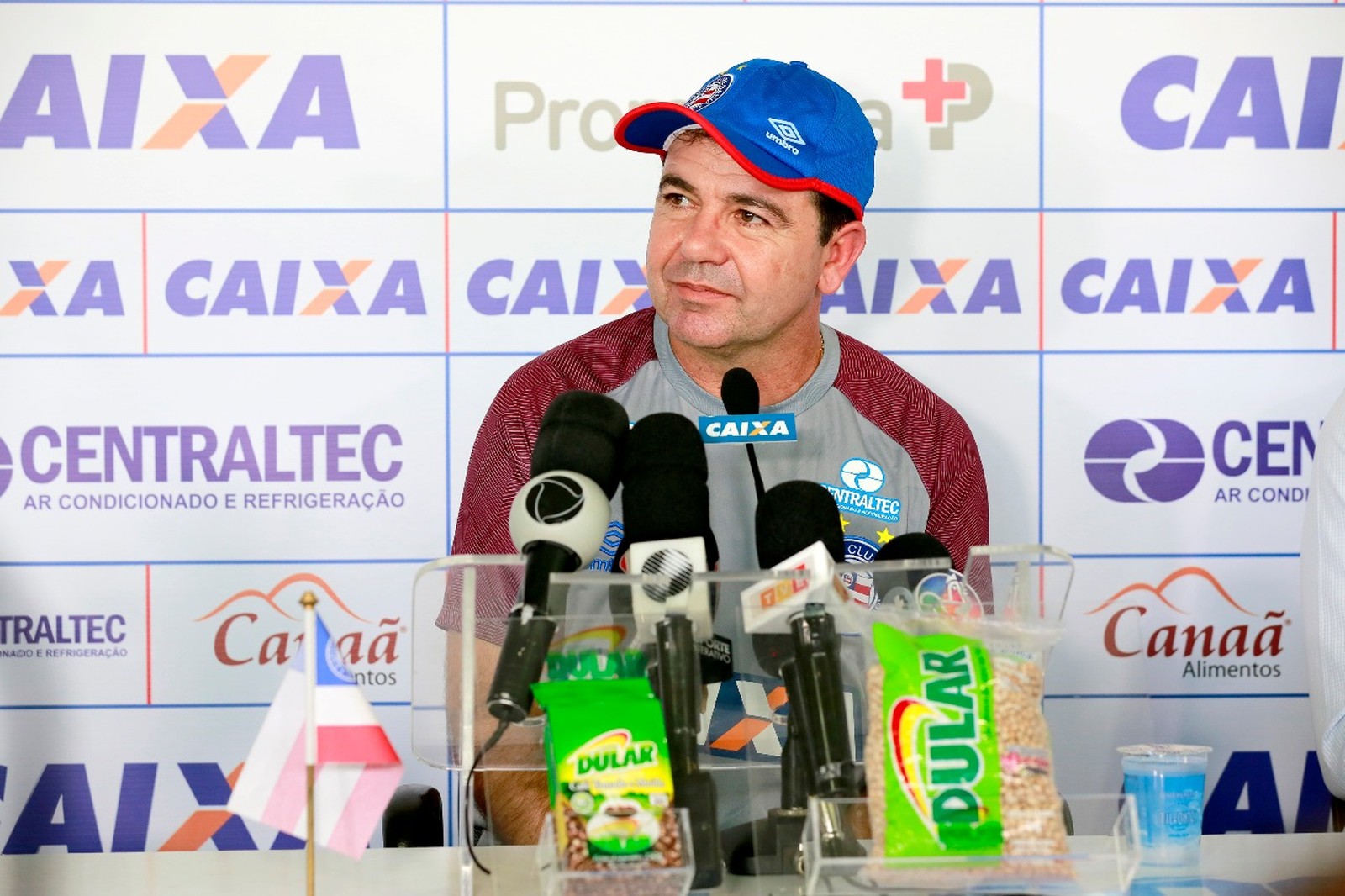 Enderson Moreira é apresentado no Bahia e elogia o elenco: “Vi grande potencial na equipe”