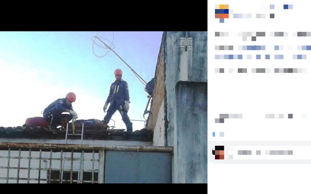 Homem é baleado, perseguido por populares e morre em cima de telhado na Bahia