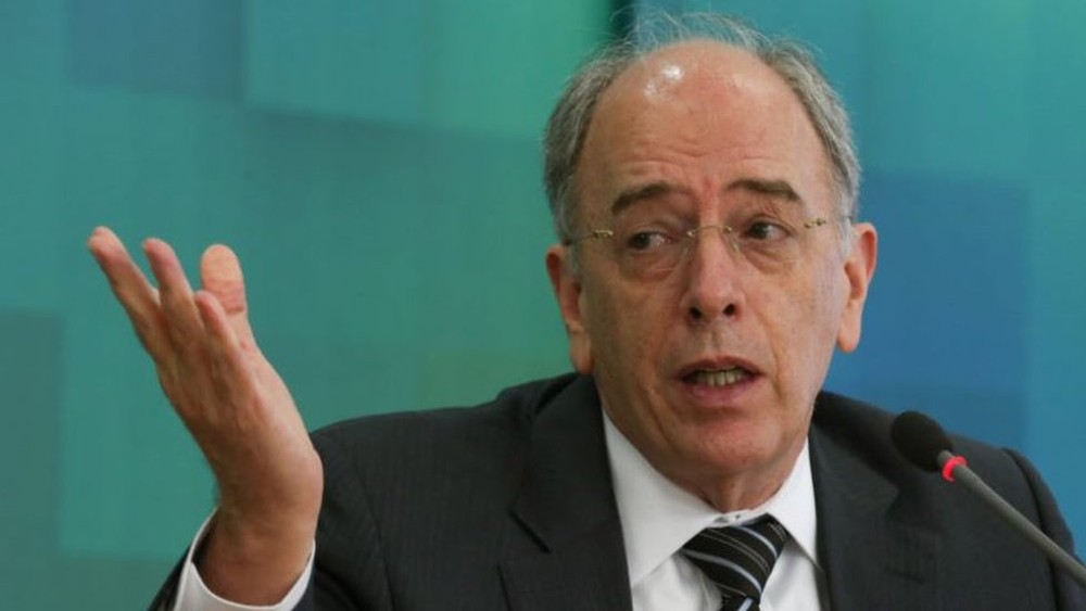 Presidente da Petrobras pede demissão; carta foi enviada à Temer