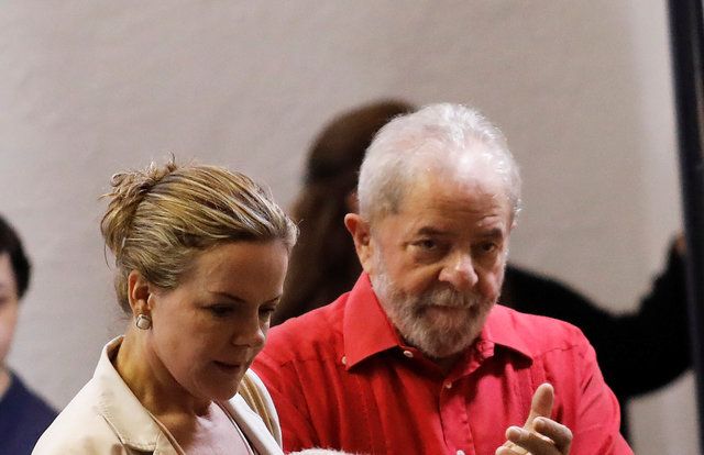 Em carta, Lula reafirma que será candidato à Presidência