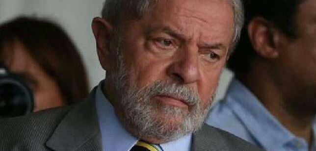 Ministro impede autorização  para Lula conceder entrevista na prisão