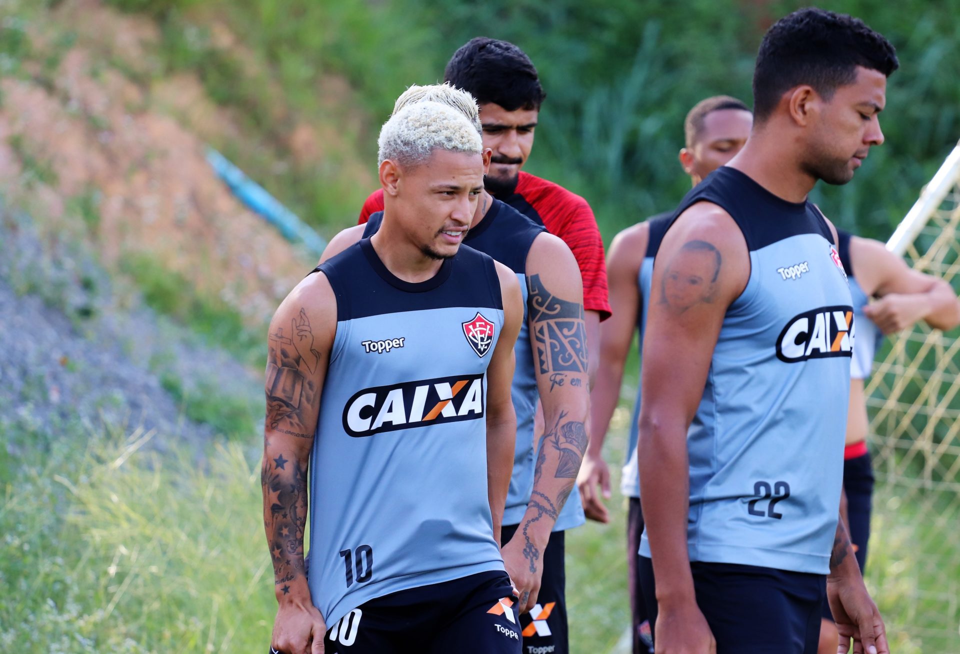 Vitória finaliza atividades visando duelo contra o Palmeiras