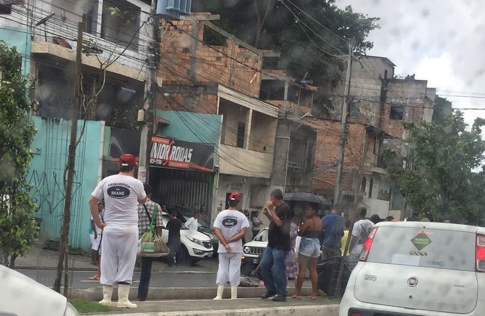 Salvador Homem Morre Ap S Ser Atropelado Na Suburbana Bahia No Ar