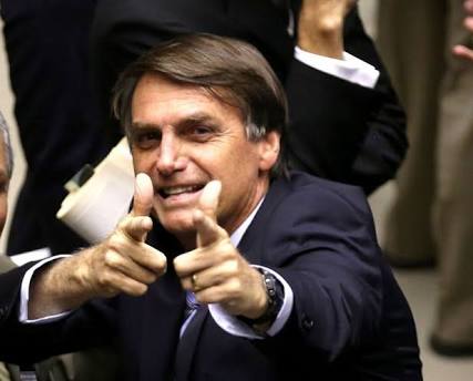 STF livra Bolsonaro de denúncia por racismo