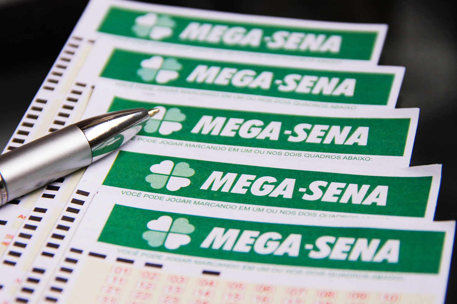Mega-Sena pode pagar R$ 45 milhões neste sábado