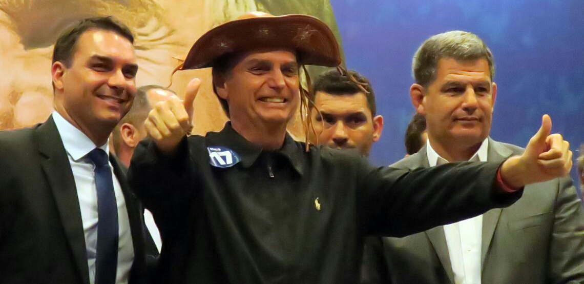 Bolsonaro defende união e anuncia nomes para eventual ministério
