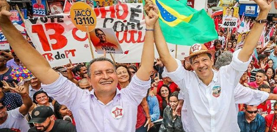 Rui Costa participa de caminhada com Haddad em Salvador nesta sexta