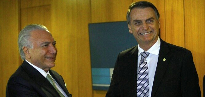 Governo Temer sugere a Bolsonaro PEC da Previdência até 15 de janeiro