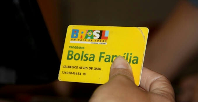 Governo pagará 13º para beneficiários do Bolsa Família, confirma futuro ministro