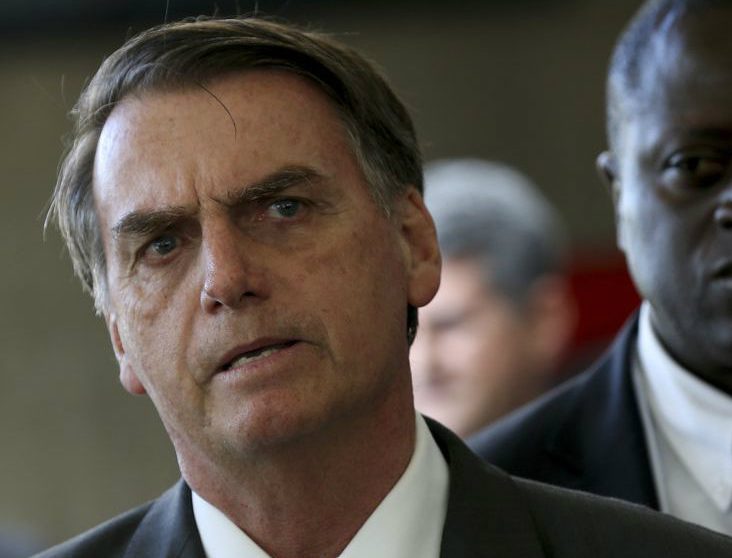 Bolsonaro desmarca ida a São Paulo por recomendação médica