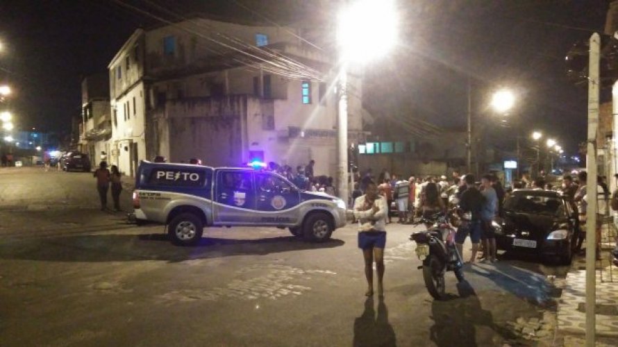 Membro de igreja evangélica é morto com vários tiros após sair do culto em Feira de Santana