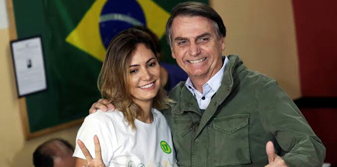 Dinheiro para Michelle foi quitação de empréstimo pessoal, diz Bolsonaro