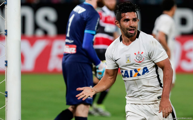 Bahia acerta com meia-atacante do Corinthians; confira detalhes
