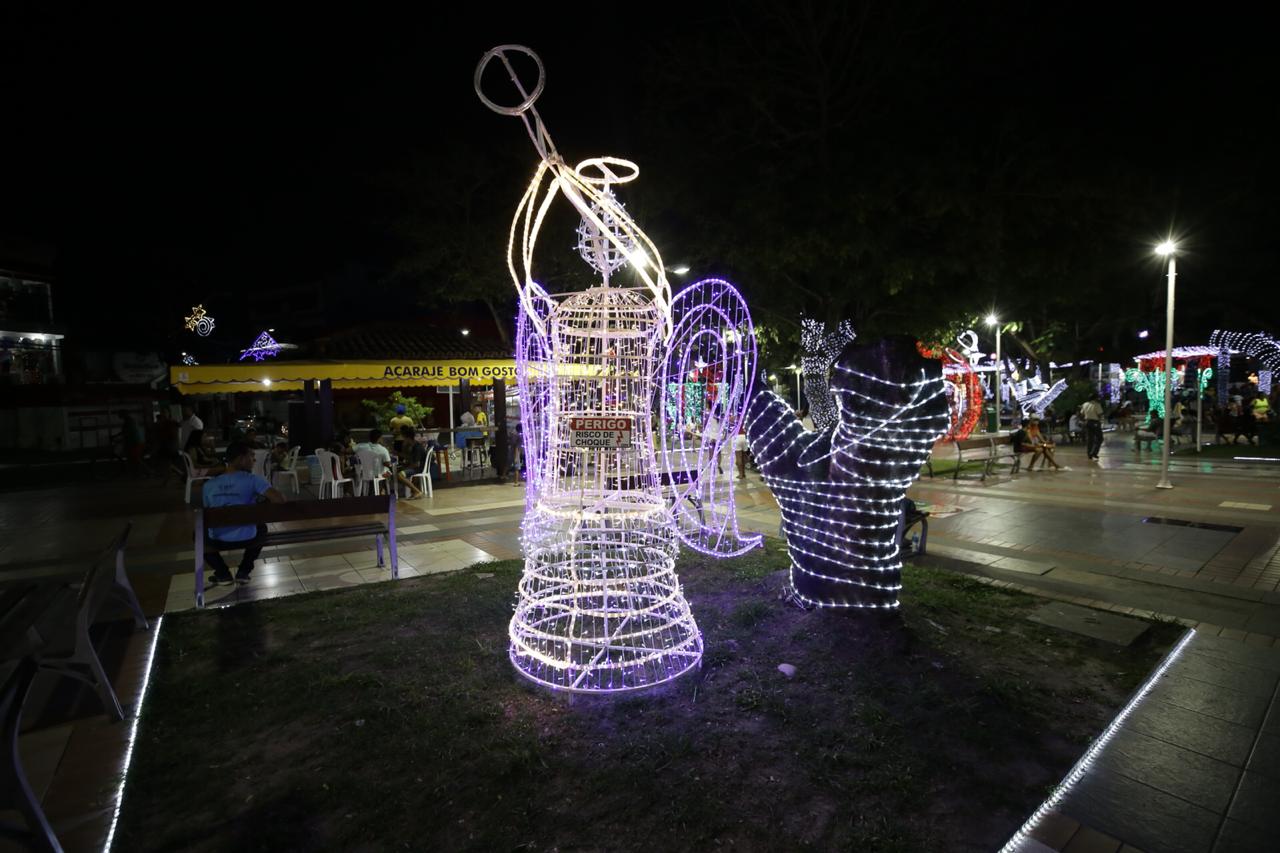 Camaçari: Praça Abrantes tem programação especial para o Natal