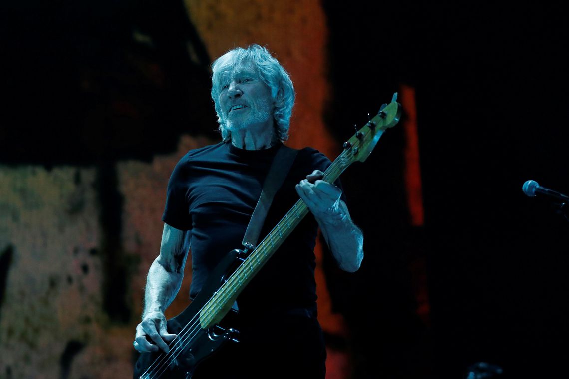 TSE arquiva ação de Bolsonaro contra shows de Roger Waters