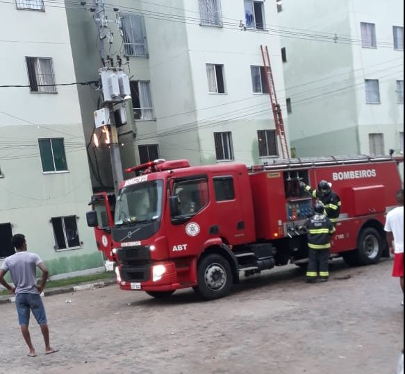 Morre quarta vítima do incêndio em prédio de Feira de Santana