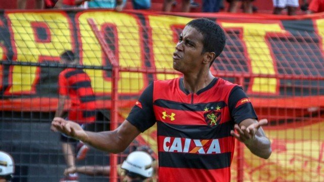 Sem espaço no Flamengo, ex-Bahia deve permanecer no Sport em 2019