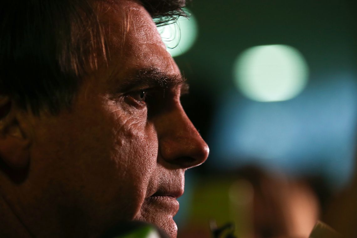 Bolsonaro confirma retirada de bolsa de colostomia em 28 de janeiro