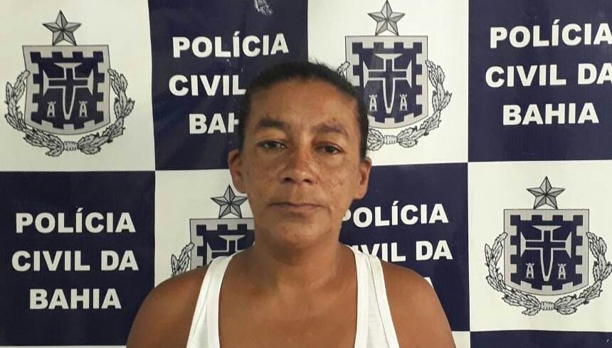 Mulher é presa acusada de torturar criança de 6 anos em Teixeira de Freitas