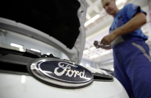 Clientes cancelam compras de veículos Ford