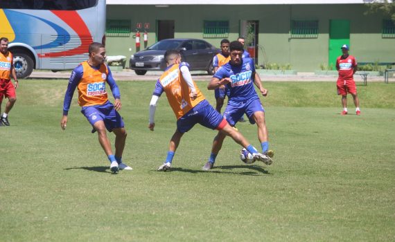 No CT do Palmeiras, Bahia finaliza atividades para jogo contra o Fortaleza