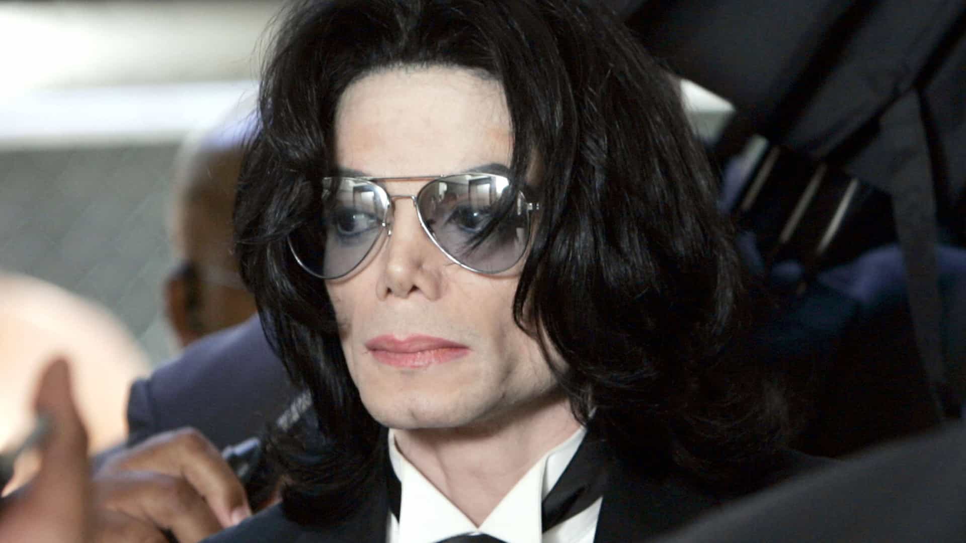 Advogada afirma que Michael Jackson era pedófilo e predador sexual