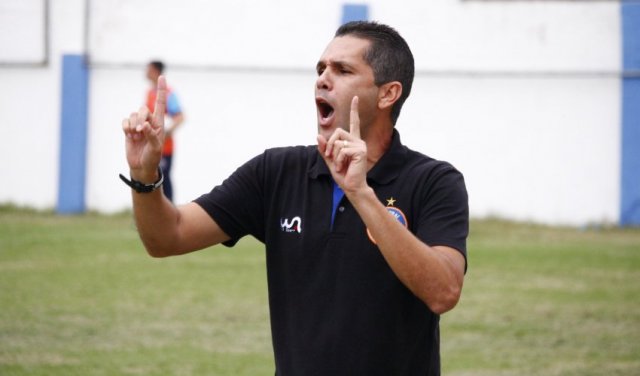 Técnico do Fluminense garante motivação para partida contra o Vitória:  “Os atletas são homens, têm brios”