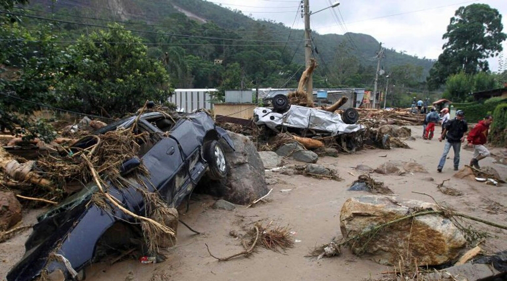 Chuva forte deixa o Rio de Janeiro em estágio de alerta