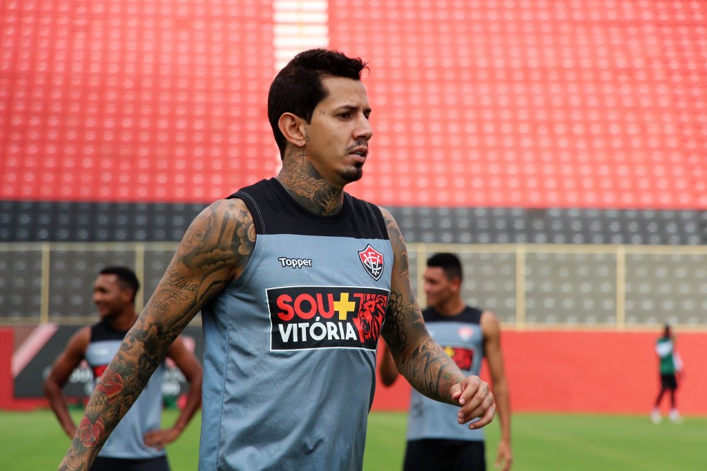 Victor Ramos pede apoio da torcida contra o Náutico: “É o jogo mais importante do ano”