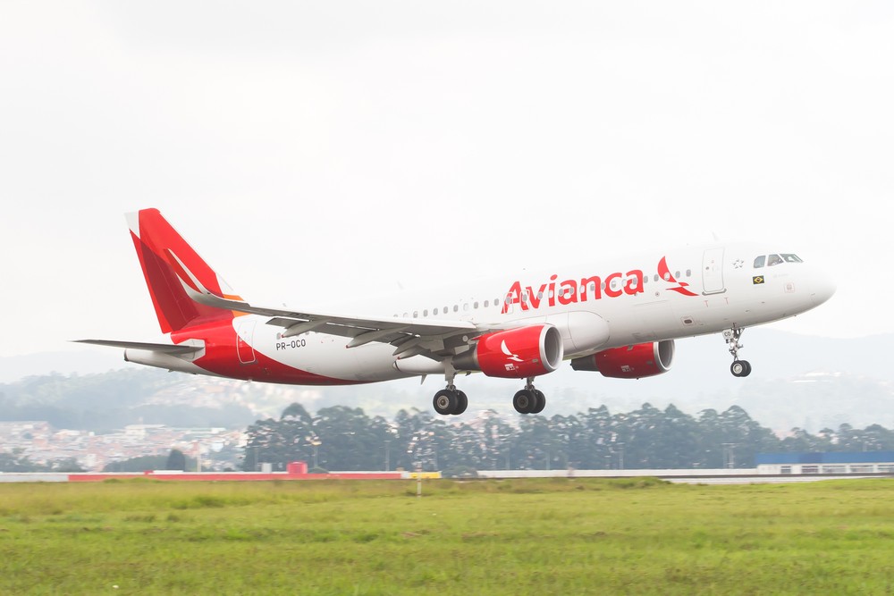 Mais de 170 voos da Avianca são cancelados em Salvador