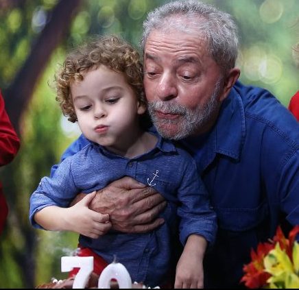 Neto do ex-presidente Lula, morre de meningite bacteriana