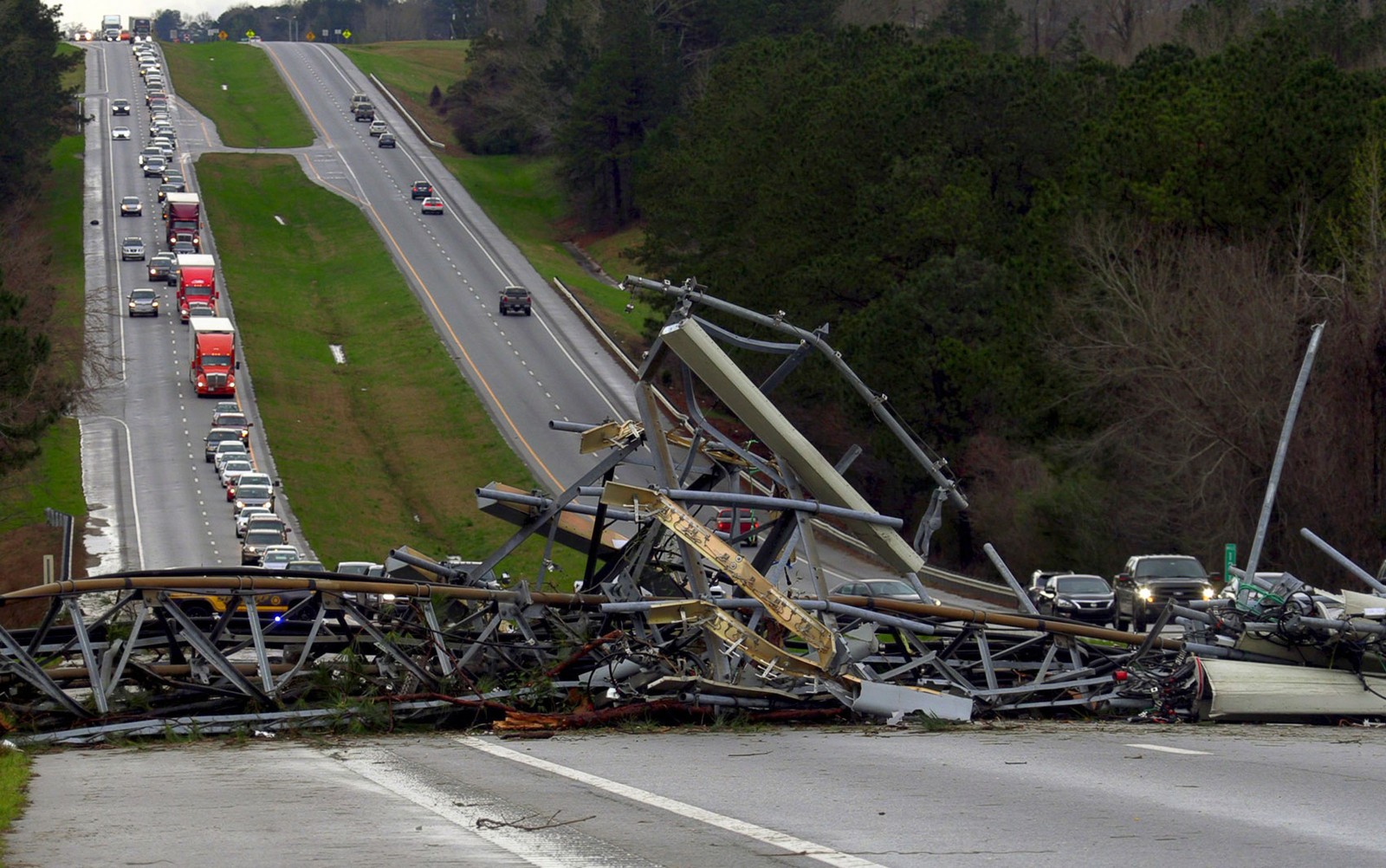 Passa de 20 número de mortos em tornados no Alabama