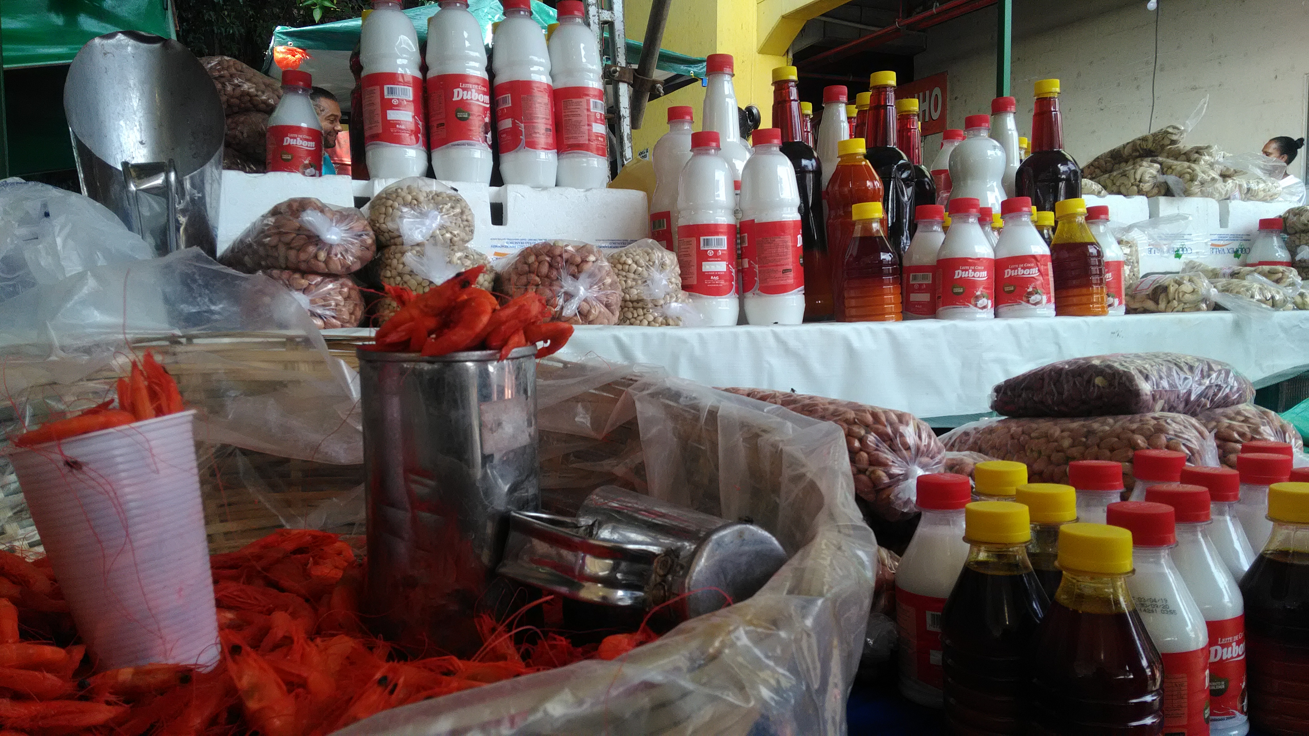 Aumenta venda dos produtos da Semana Santa na Feira do Peixe de Camaçari