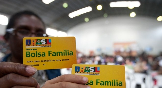 Governo corre risco de ficar sem dinheiro para Bolsa Família no 2º semestre