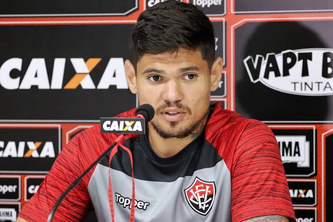 Empresário confirma interesse de clubes da Série B no atacante Léo Ceará