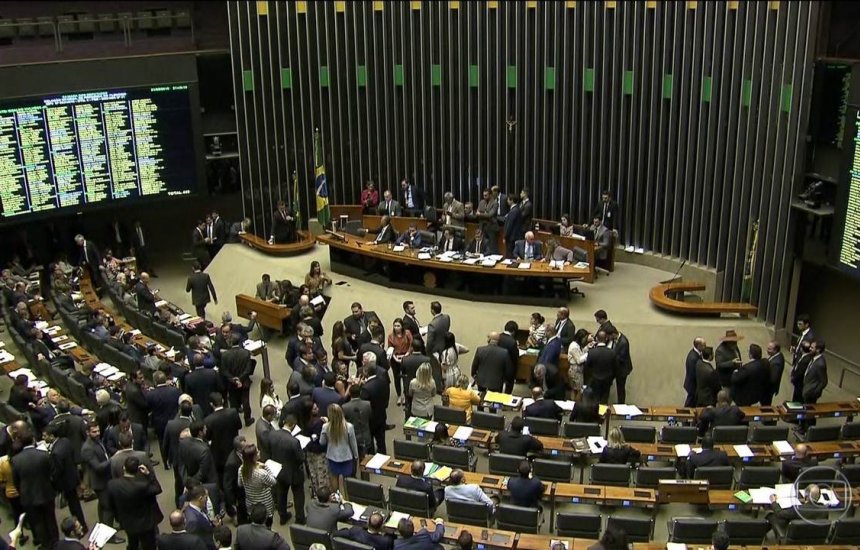 Senado deixa votação de MPs para segunda-feira (3), último dia do prazo