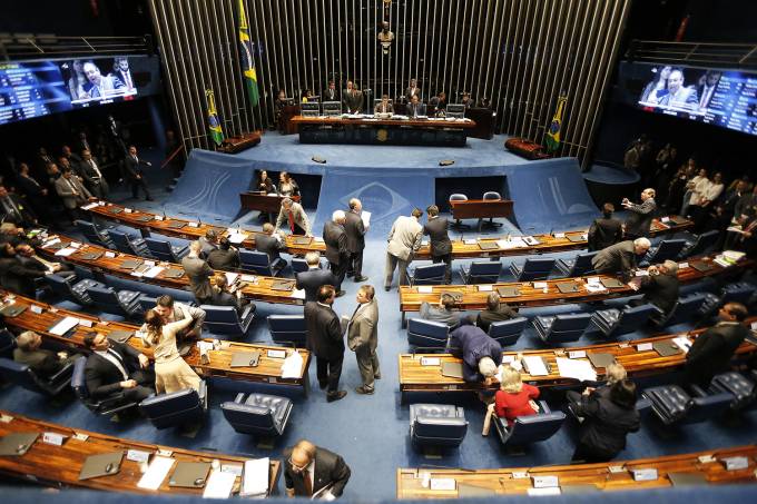 Senado aprova pacote anticorrupção com punição para abuso de autoridade