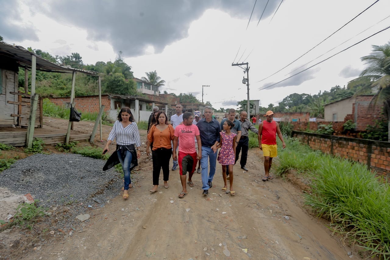 Simões Filho: Prefeitura segue visitando localidades atingidas pelas fortes chuvas