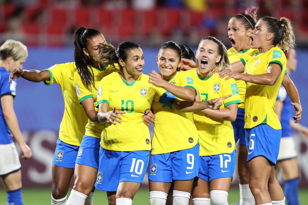 Pelas oitavas de final, Seleção Brasileira feminina enfrenta a França