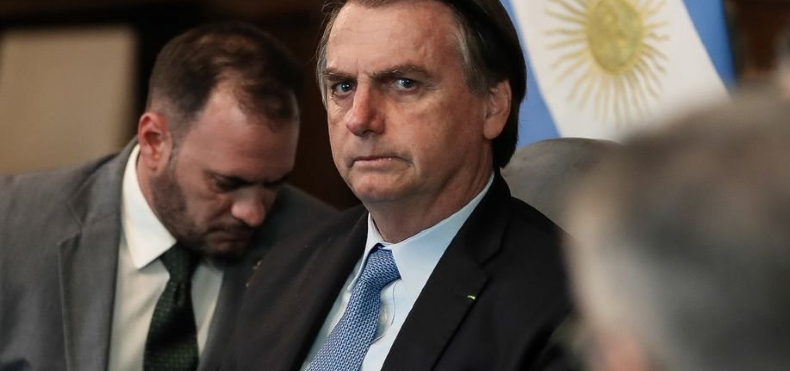 Bolsonaro diz não estar preocupado com críticas sobre indicação do filho para embaixada