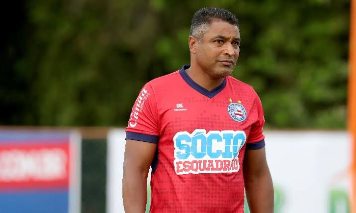 Roger Machado faz análise positiva sobre empate com o Ceará