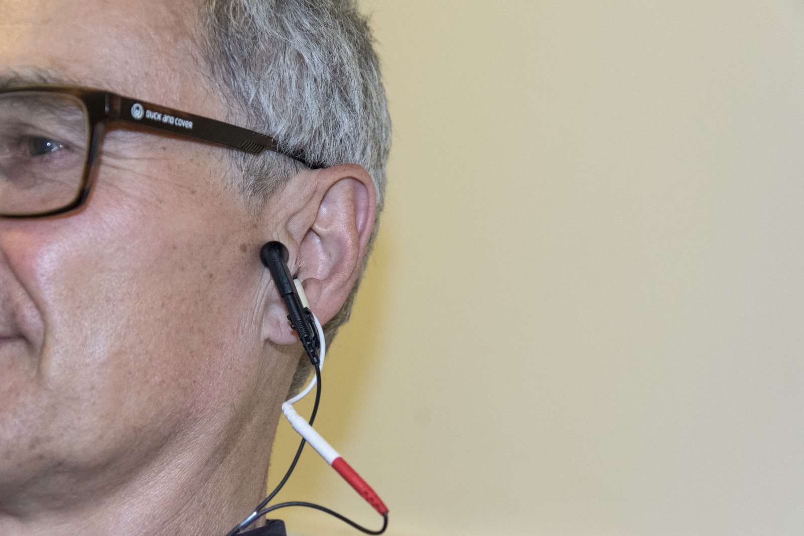 Estudo revela que terapia na orelha pode ajudar a reduzir os efeitos do envelhecimento