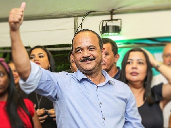 Camaçari: levantamento aponta liderança de Elinaldo caso eleição fosse hoje