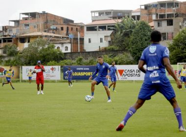 Com novos reforços, Bahia realiza treinamento e segue rumo a Porto Alegre