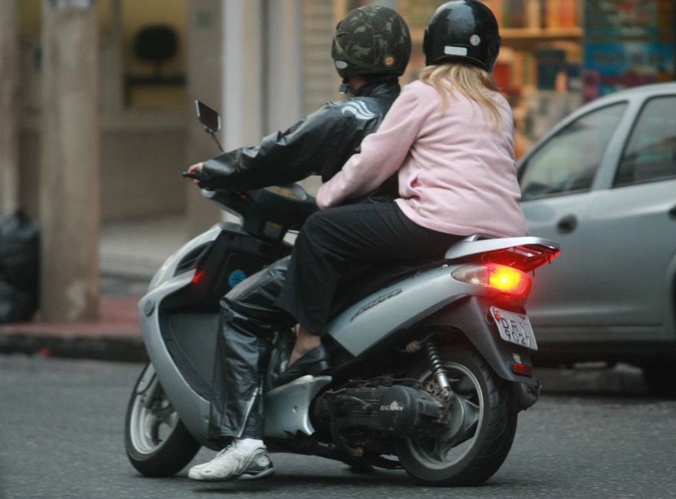“Uber das motos” chega ao país causando polêmica