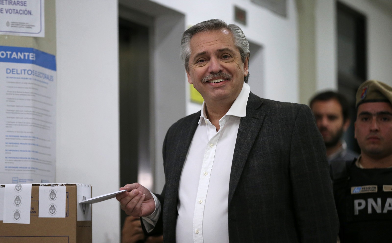 Candidato da oposição na Argentina afirma que ‘não há possibilidade’ do país dar “calote” se for eleito
