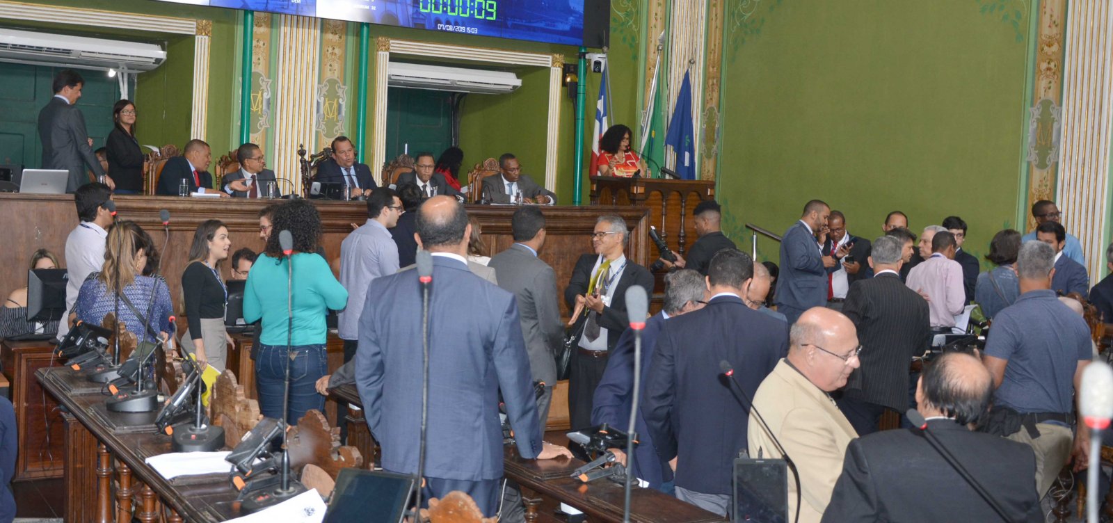 Câmara de Salvador aprova isenção de ISS para transporte público
