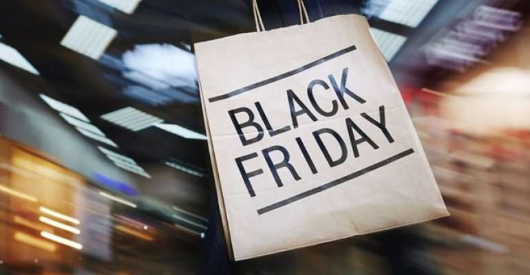 Black Friday: pela 1ª vez, brasileiro deverá comprar tanto em lojas físicas quanto na internet, diz levantamento