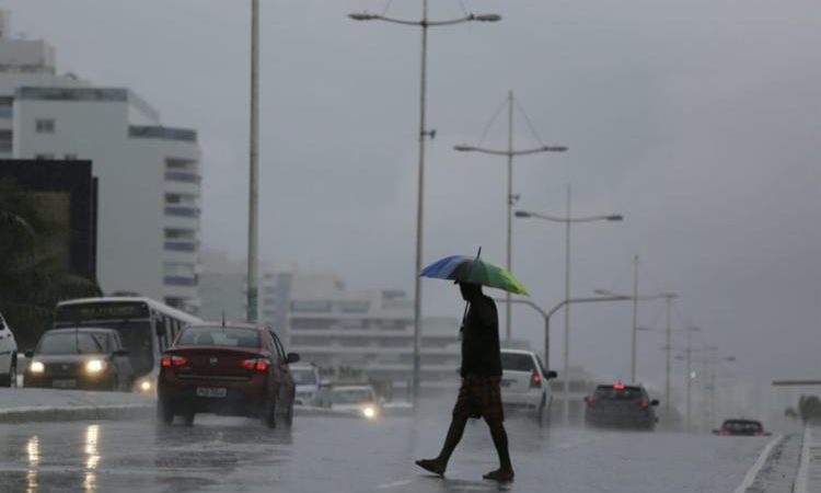 Salvador: capital baiana registrou na quarta (25) índice de chuva maior do que o esperado para todo mês